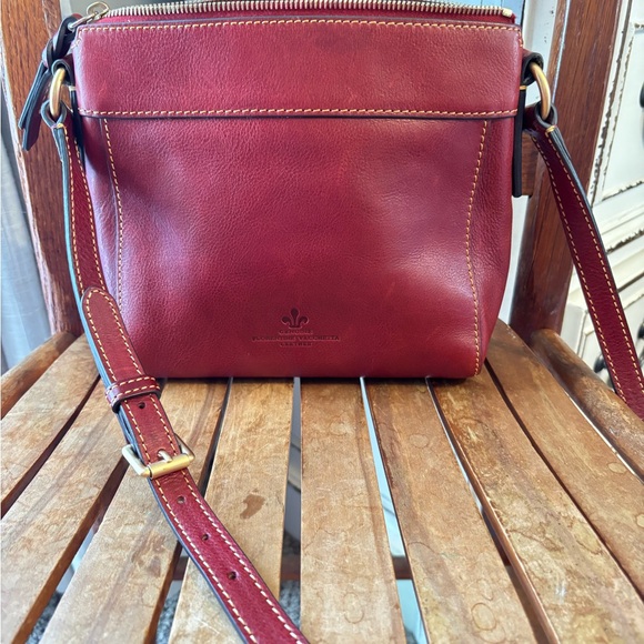 Dooney & Bourke Red Leather Crossbody Bag Florentine medium hobo bag - Picture 5 of 8